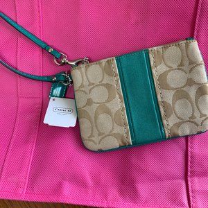 Classic Coach Wristlet Turquoise